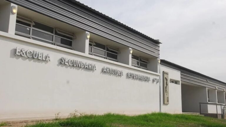 Educación intervino en la Escuela Artística N° 3 tras un episodio que generó preocupación entre las familias