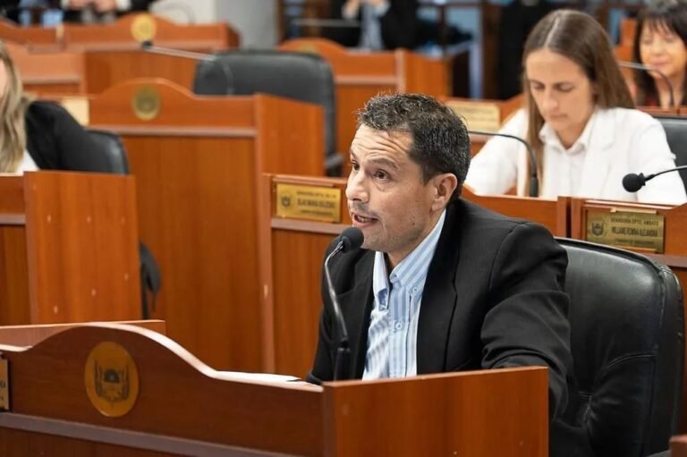 Senadores catamarqueños cuestionaron las políticas de Milei y reclamaron un modelo basado en la producción y el trabajo
