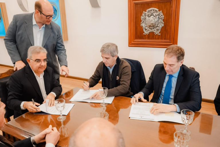 Santilli y Caputo visitaron Catamarca y mantuvieron reuniones con el Gobierno y el sector industrial