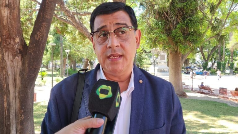 Investigan a una pareja que trasladaba a un bebé en una moto durante maniobras peligrosas