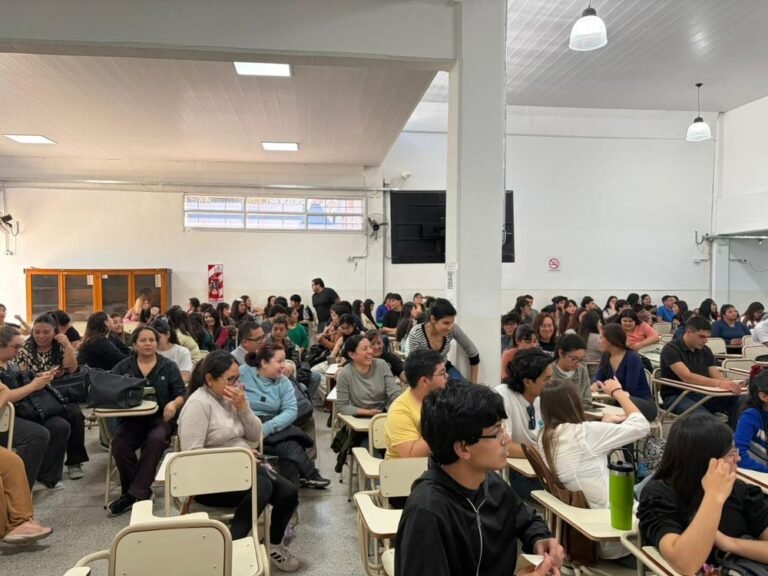 La UNCA fortalece la preparación ante sismos con una jornada de capacitación y prevención
