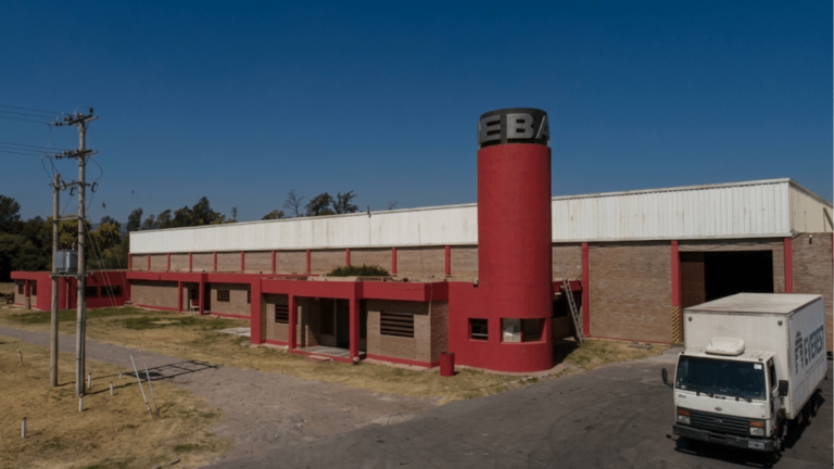 Cuando cierra una fábrica, también se resiente el pueblo: el efecto dominó de la crisis industrial en Catamarca