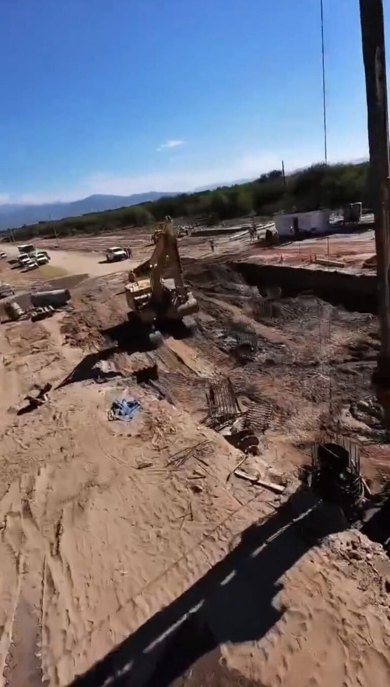 El nuevo puente de El Pantanillo toma forma con el avance de las obras sobre el Río del Valle